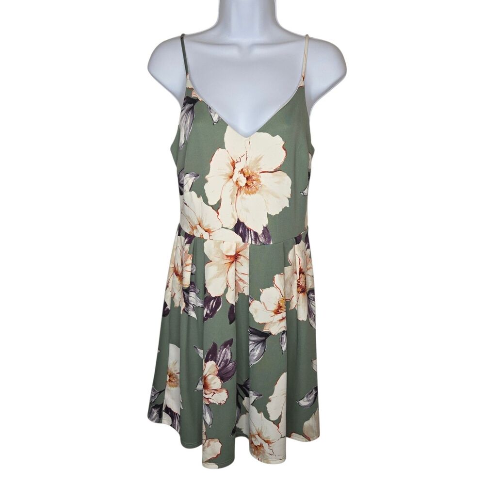Soprano Floral Cami Dress NWT Sage Green Fit & Flare Summer Sundress Large
